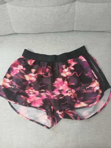 Short live feminino 