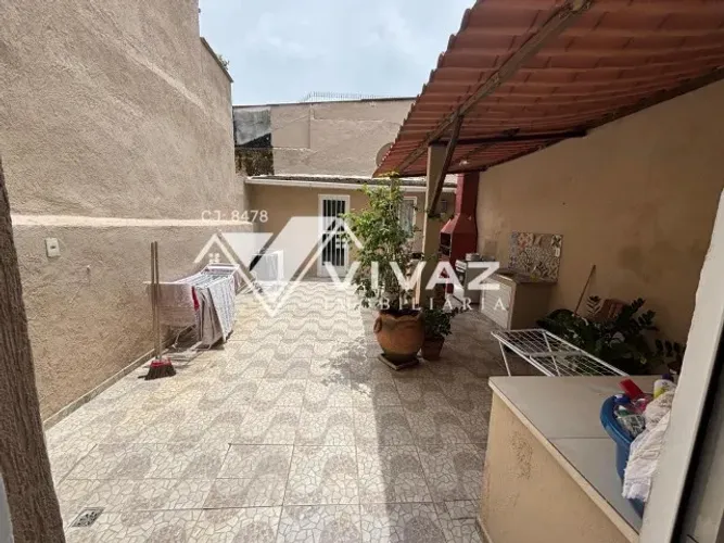 Casa Duplex com 04 Quartos 03 Banheiros Quintal Área Gourmet Piscina e Garagem