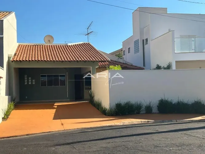 Casa à venda no Condomínio Flamboyant