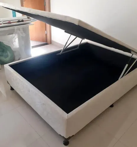 Cama Box com baú e pistão a gás