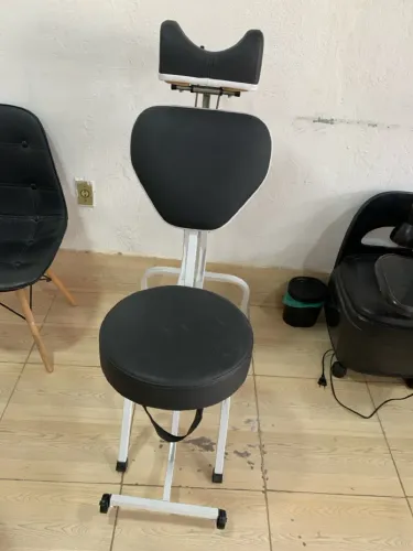 Cadeira de lash design e maquiagem 