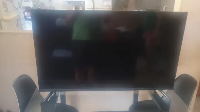 Vendo tv Philco Dolby audio