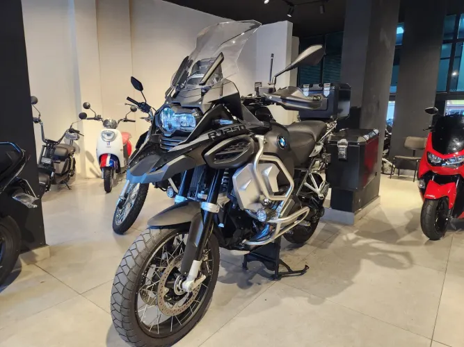 BMW R R1250GS ADVENTURE PREMIUM TRIPLE BLACK