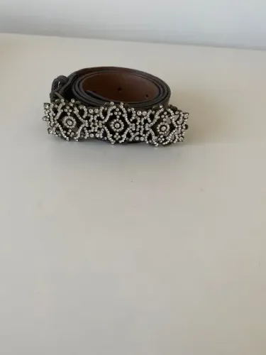 CINTO COURO MARROZ C0M PEDRAS DA BROOKSFIELD