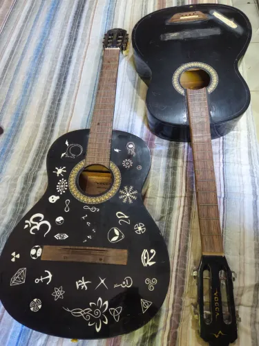 Violão VOGGA para reparo e Violão para Restauro