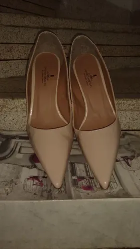 Sapatos de Salto Alto Bege Santos Maison Novo (sem uso)