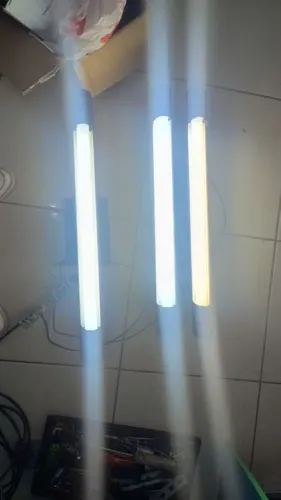 Conjunto de 2 luminárias tubulares com lâmpada