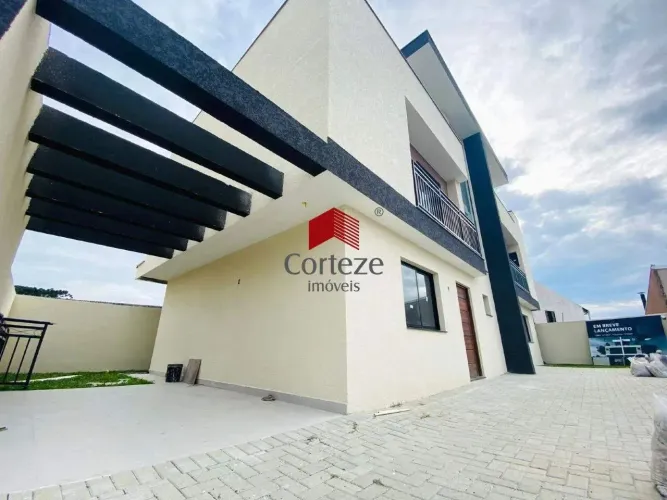 Sobrado em condomínio com 108,47m² 3 quartos, à venda, no bairro Uberaba em Curitiba