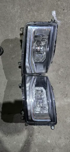 Farol VW delivery caminhão 