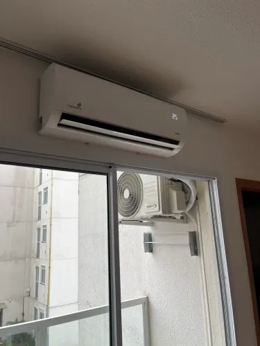 INSTALAÇÃO DE AR CONDICIONADO E MANUTENÇÃO 