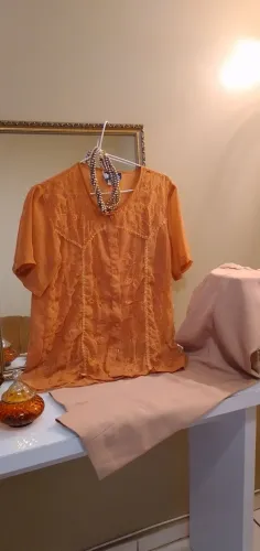 Blusa bordada indiana