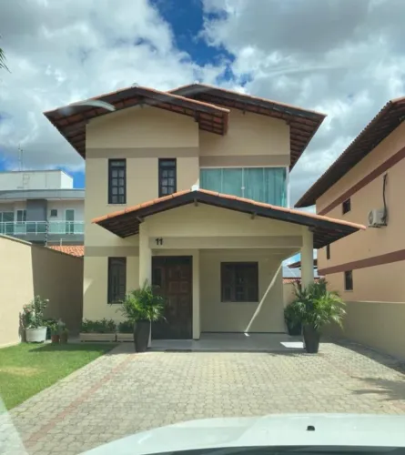 Casa de condomínio, na Lagoa Redonda, 150 m².