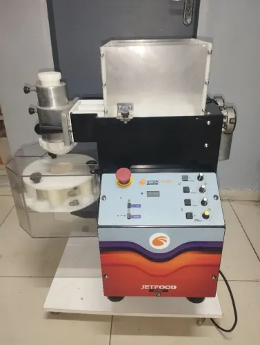 Modeladora de salgados 