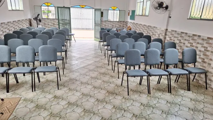 Cadeiras para igreja TARÂNTULA 