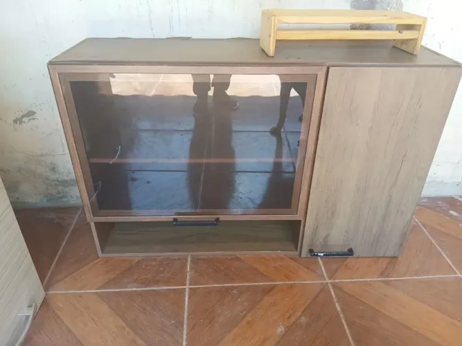 Vende-se um armário de cozinha