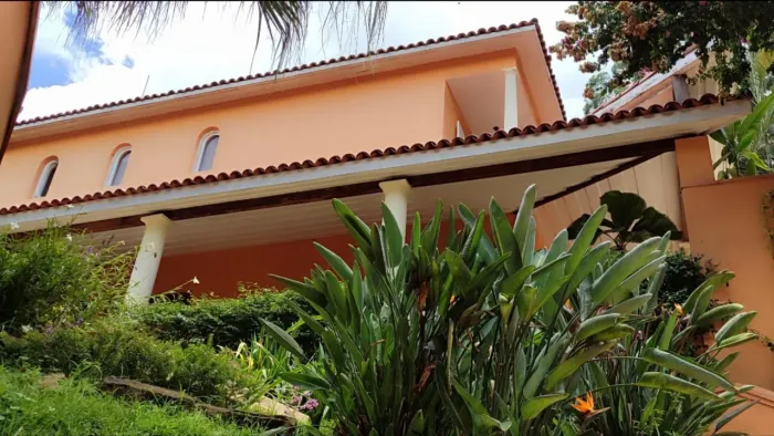 Casa em condomínio fechado - 6 suítes, 4 vagas de garagem: Morumbi - São Paulo/SP