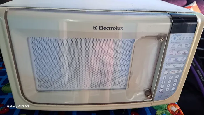Micro-ondas Electrolux 31l branco 