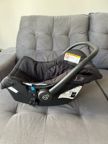 Bebê conforto galzerano (cadeirinha para automóvel)