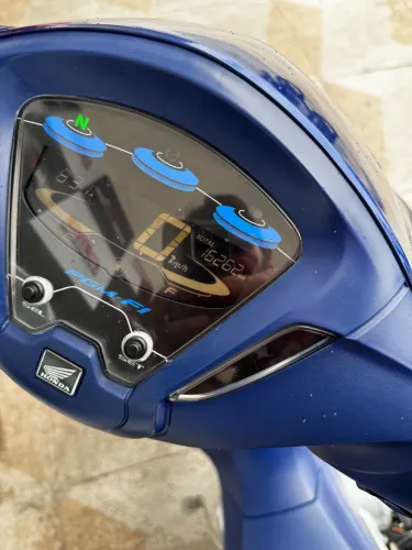 Biz 125. 2023 vendo troco aceito cartão financiamento