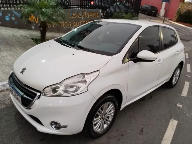 Peugeot 208 Active/active Pack 1.5 Flex 8V 5P 2014