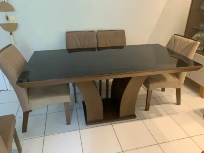 Mesa de jantar 6 cadeiras