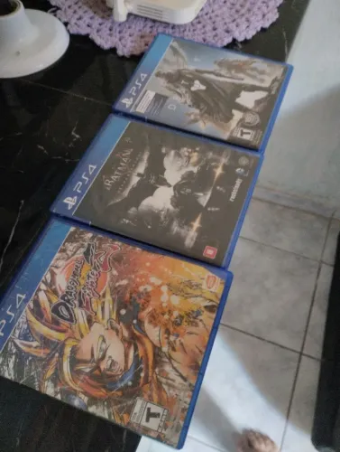 Jogos play 4 mídia fisica