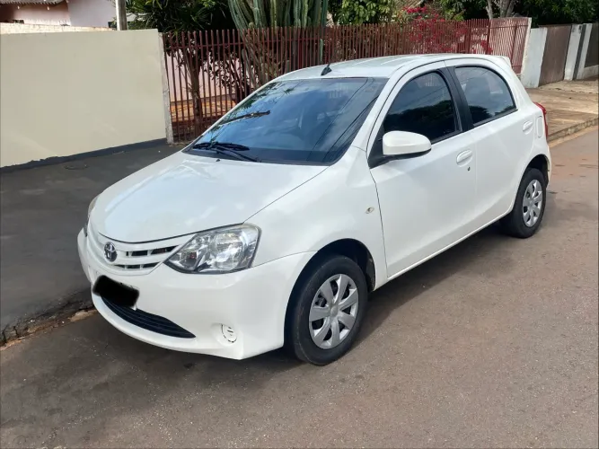 Toyota Etios XS 1.5 Flex 16V 5P Mec. 2017