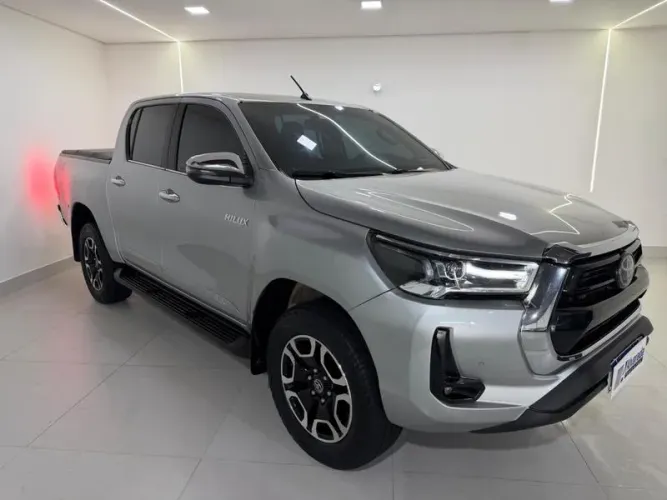 Toyota Hilux CD SRX 4X4 2.8 TDI 16V Diesel Aut. 2021