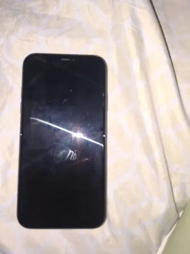 iPhone 11 64gb (sem Face ID)