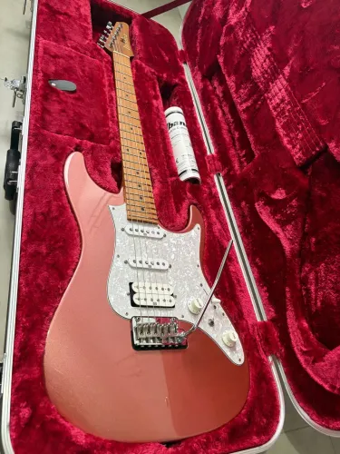 Guitarra Ibanez Prestige AZ 2204 Hazy Rose Metallic