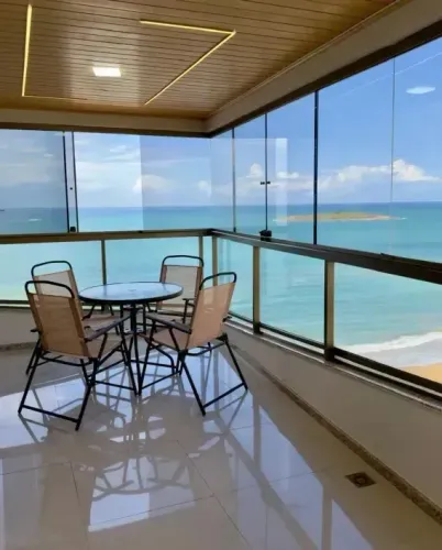 Imóvel para venda possui 145 metros quadrados com 3 quartos em Praia de Itaparica - Vila V