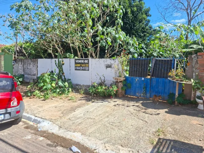 Lote  no Jardim América  com 488 metros, sendo 14 de frente 