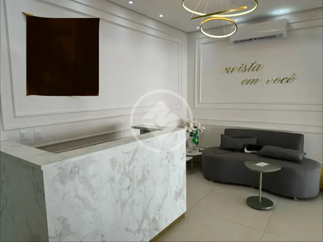 Sala comercial Jardim Itália. Locação $ 2.500,00 codigo: 348199