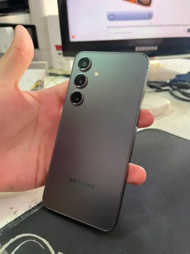 Galaxy s24 