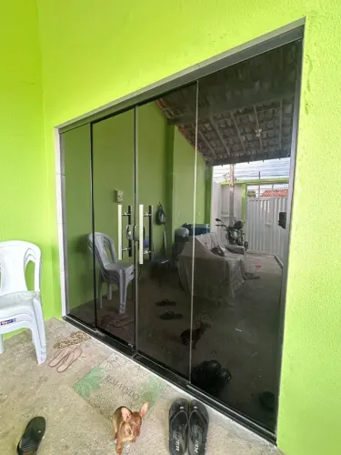 Porta vidro 4 folhas 