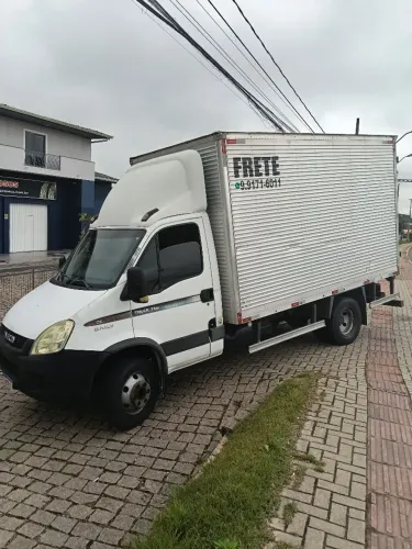 Caminhão Fretes, &Mudanças, 