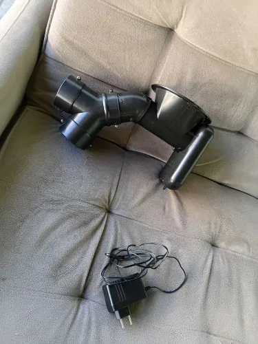 Comedouro de cães e gatos automatico 
