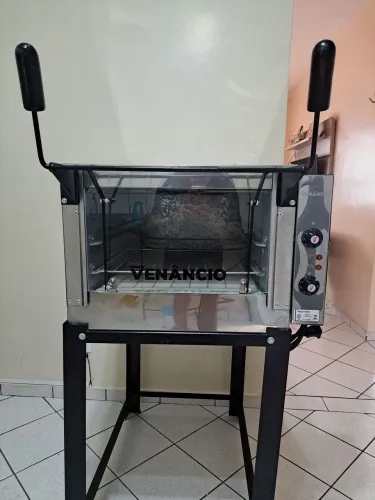 Vendo - Forno Lastro Elétrico Venâncio Roma 80 Inox 220V FERI80