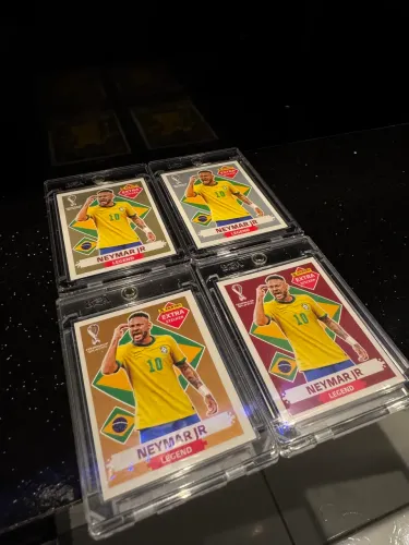 Todos NEYMAR Legend 2022 em perfeito estado na Case protetora.