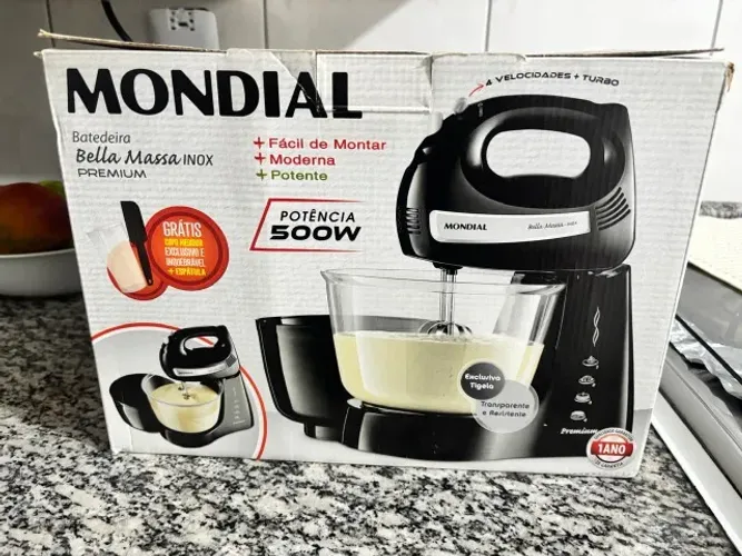 Batedeira Mondial Bella Massa Inox -127v - 500W Potência - Usada