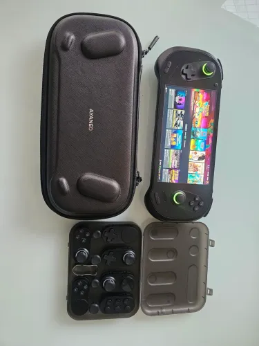 Ayaneo 3 hx370 32gb 1 tb OLED com modulos de controle + case . Steam OS (anastase)
