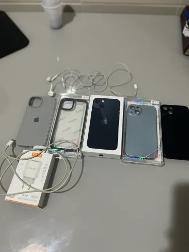 iPhone 13 128gb preto novíssimo