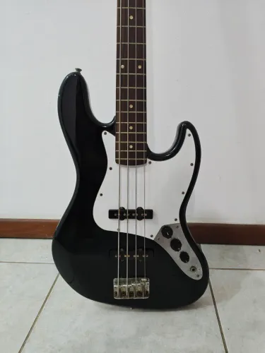 Contrabaixo Squier by Fender Jazz Bass Affinity - 2013 - Preço de oportunidade!