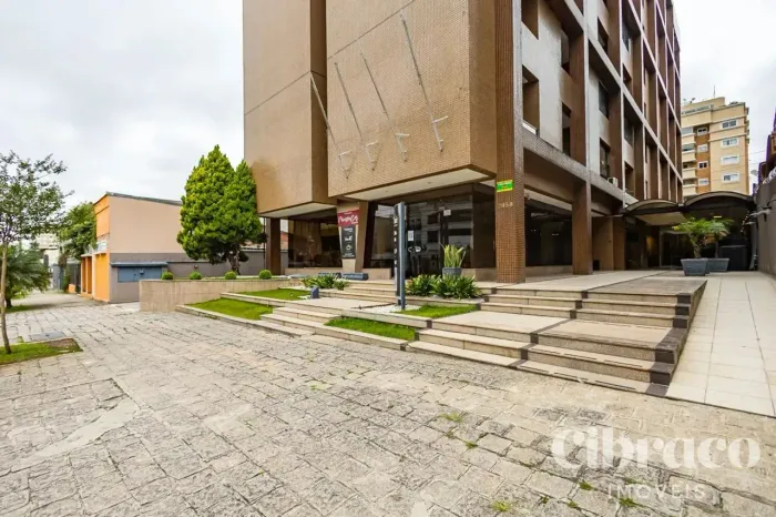 Apartamento para alugar com 1 quarto no Alto da XV  Edifício Upper Residence