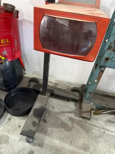 Máquina de alinhar farol