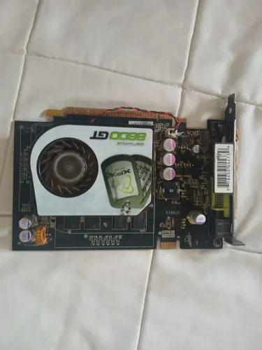 Placa de vídeo 8600 gt - 1gb