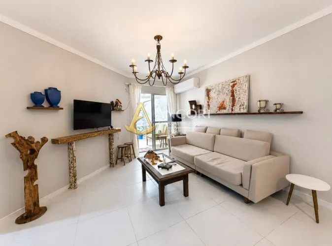 Apartamento 02 Dorm. em Centro - Balneário Camboriú