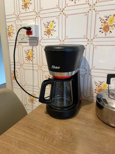Cafeteira Oster Black Jarra De Vidro 0,75l 