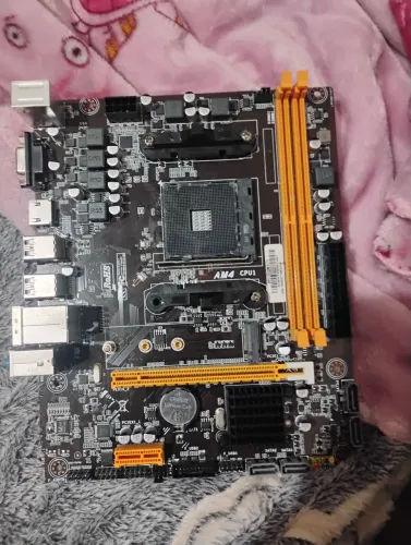 Placa mãe am4 e fonte tgt Enfield 500 watts
