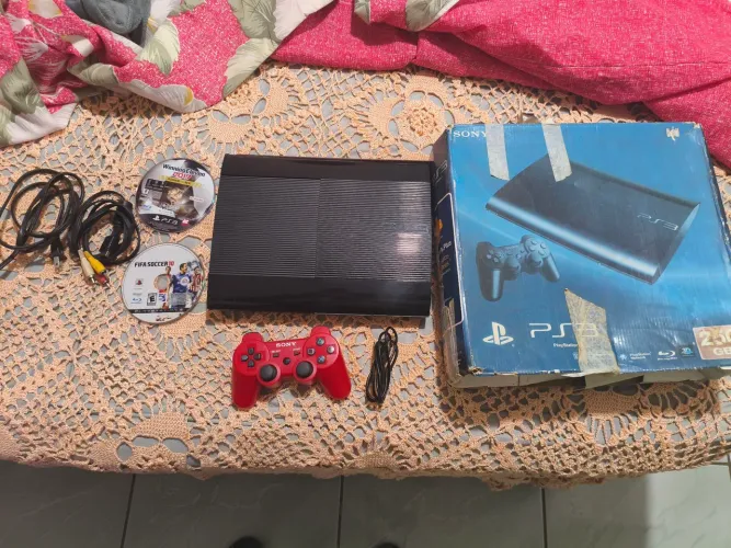 Playstation 3 super slim desbloqueado com HD 250gb.